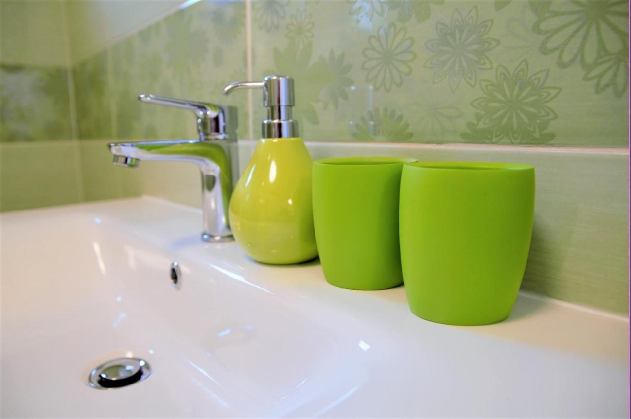 וולי לוסיניי Amaryllis Residence, Apartment Diana & Deluxe Rooms With Shared Kitchen מראה חיצוני תמונה