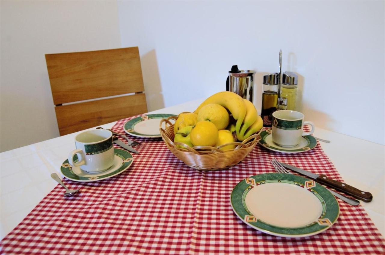 וולי לוסיניי Amaryllis Residence, Apartment Diana & Deluxe Rooms With Shared Kitchen מראה חיצוני תמונה